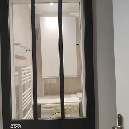 Les Violettes 3 Pieces Centre