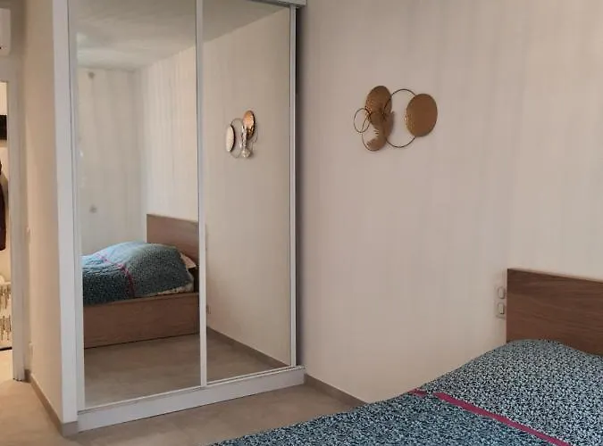 Daire Les Violettes 3 Pieces Centre Antibes